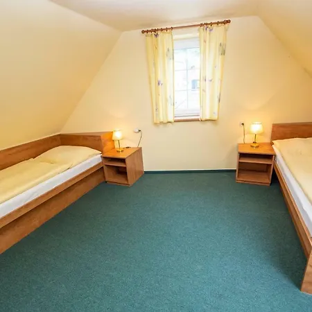 Gasthof Pension Ka.Pr Hluboká nad Vltavou